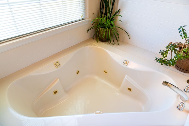 Space-Saving Corner Bathtubs